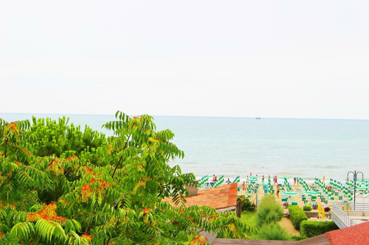 Hotel Laguna