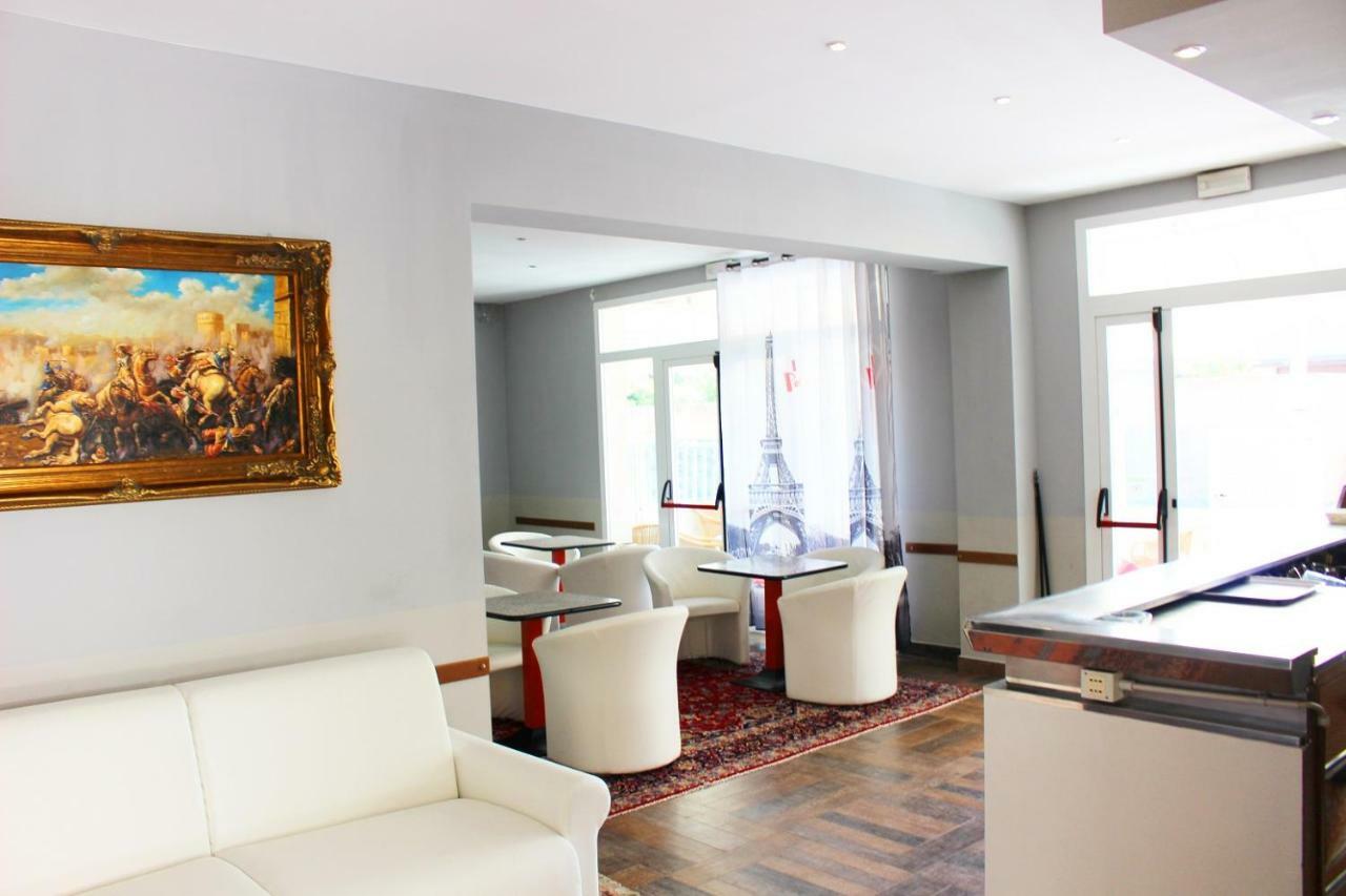 Laguna Hotel